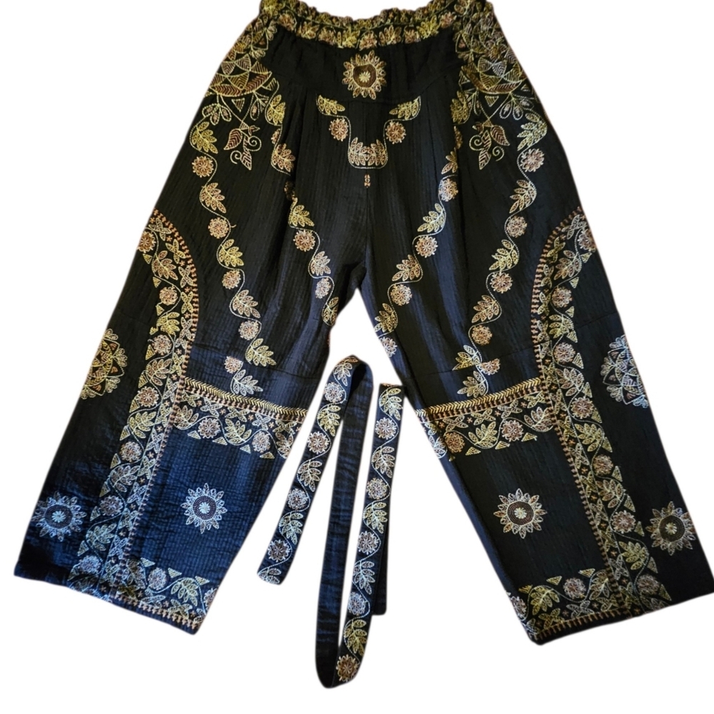 Free People Chic Black Patterned Wide-Leg Pants-Size Medium-NWT